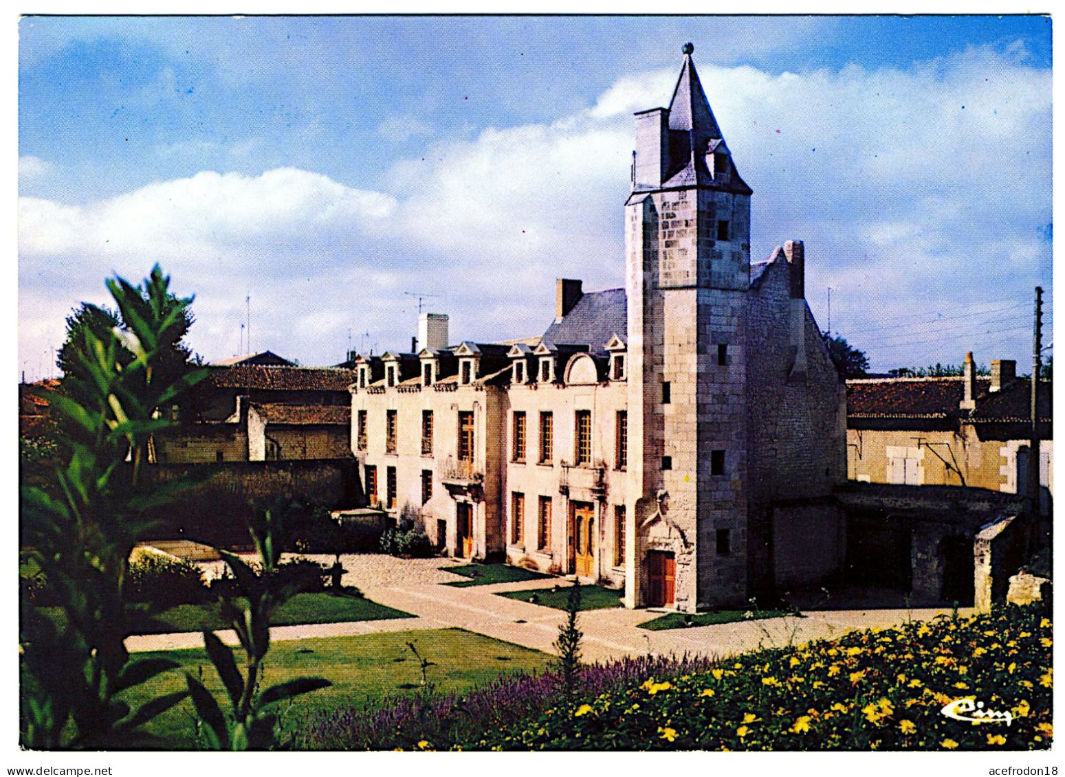 Loudun - Ancien Échevinage - Loudun