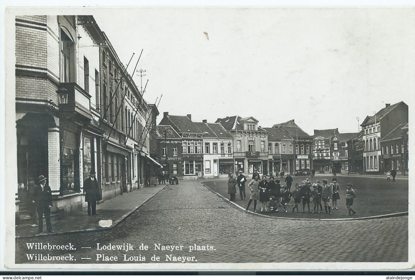 Willebroek - Willebroeck - Lodewijk De Naeyer Plaats  - Place Louis De Naeyer  - Willebroek