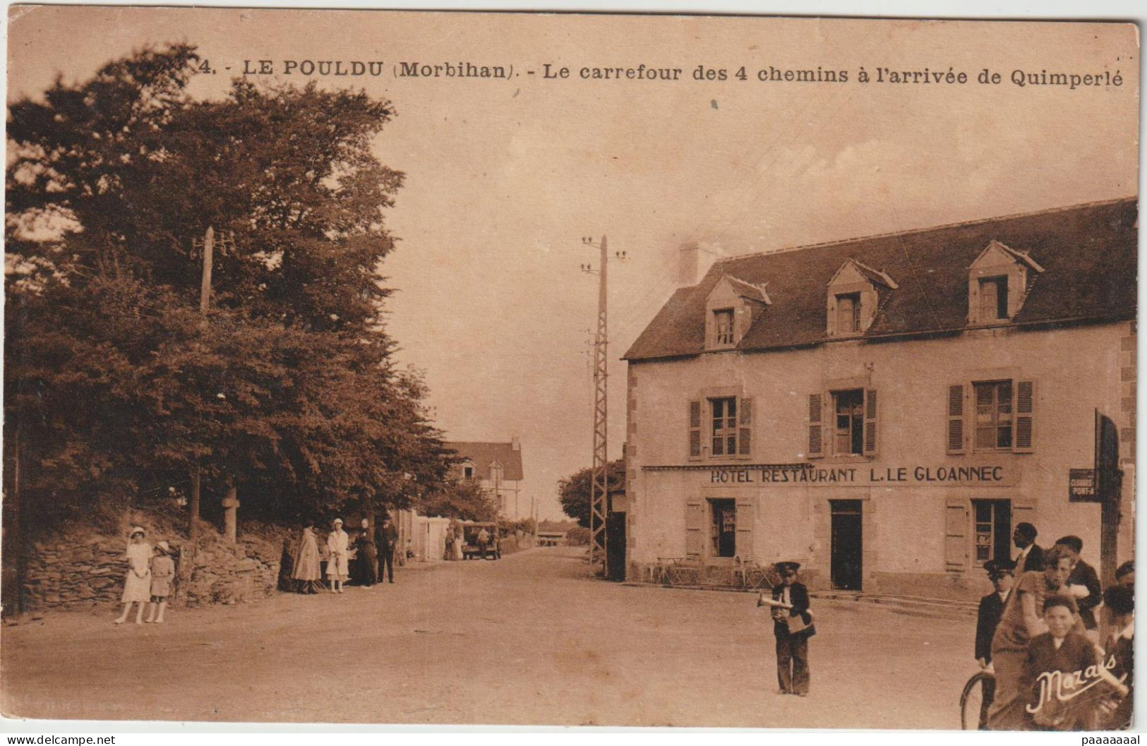 LE POULDU  LE CARREFOUR DES 4 CHEMINS A L ARRIVEE DE QUIMPERLE - Le Pouldu