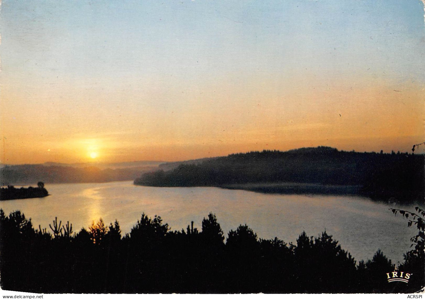 Entre PEURAC LE CHATEAU Et ROYERE Le Lac De VASSIVIERES 22(scan Recto-verso) MA953 - Royere