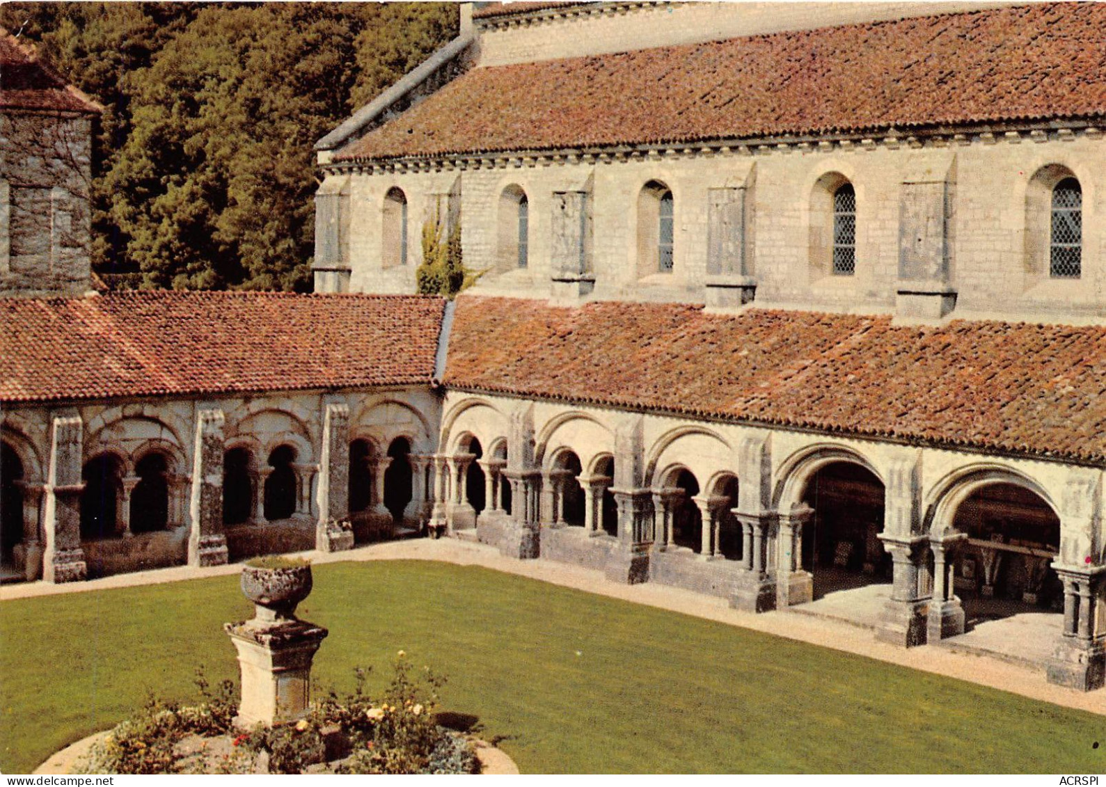 Abbaye De FONTENAY LE CLOITRE XIIe S 10(scan Recto-verso) MA965 - Fontenay Tresigny