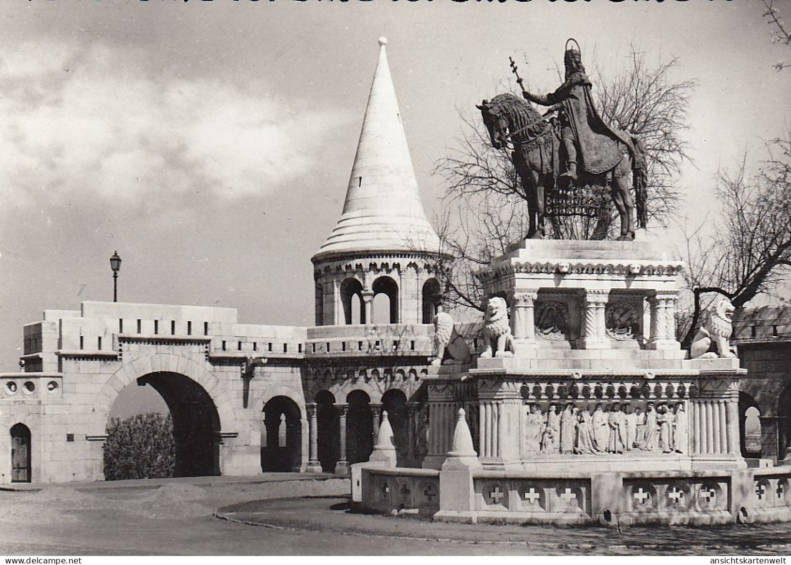 Budapest Fischerbastei Mit Dem St.Stephans Denkmal Ngl #D7981 - Hongrie