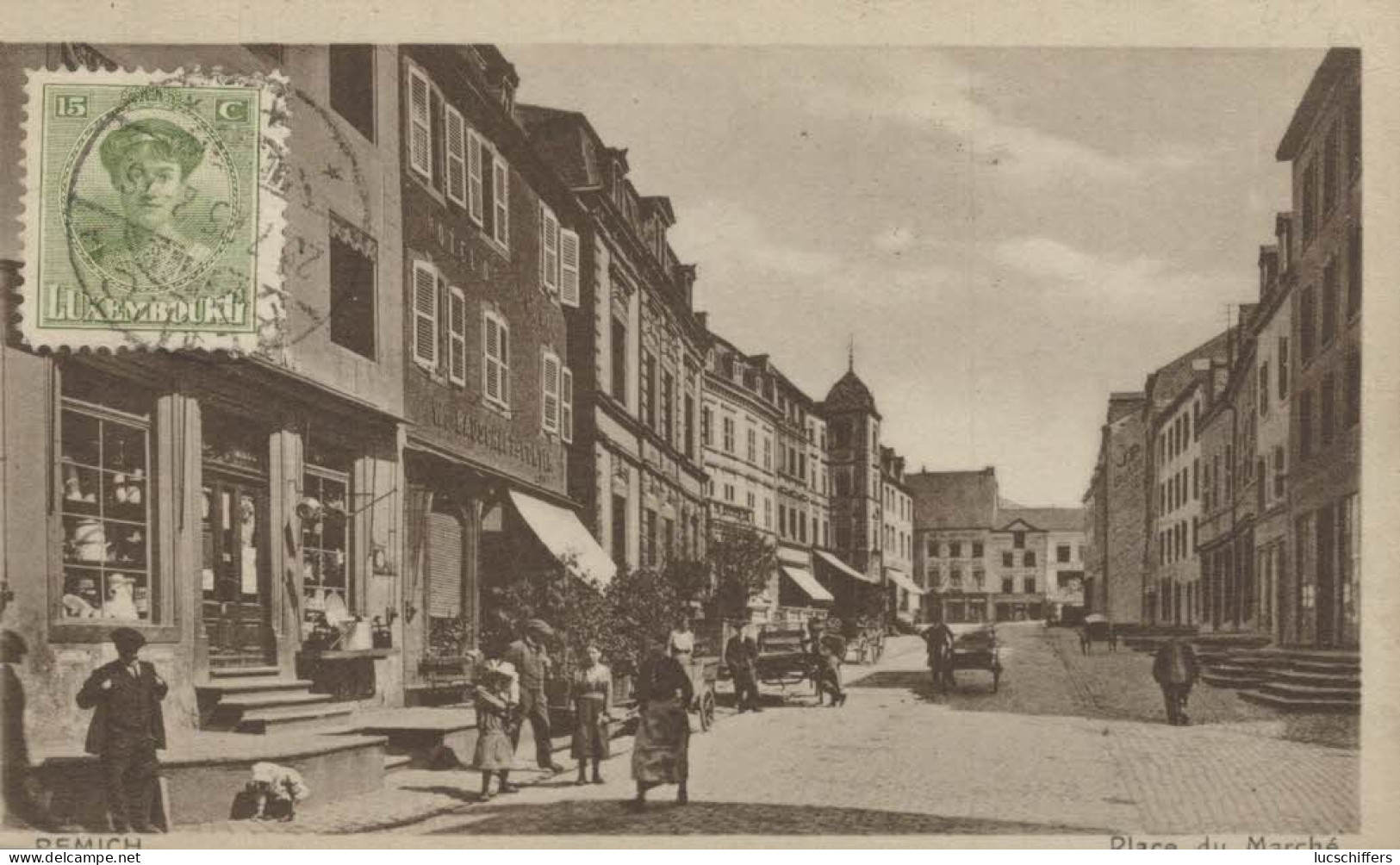 Remich - Place Du Marché - Animée - 2 Scans - Remich