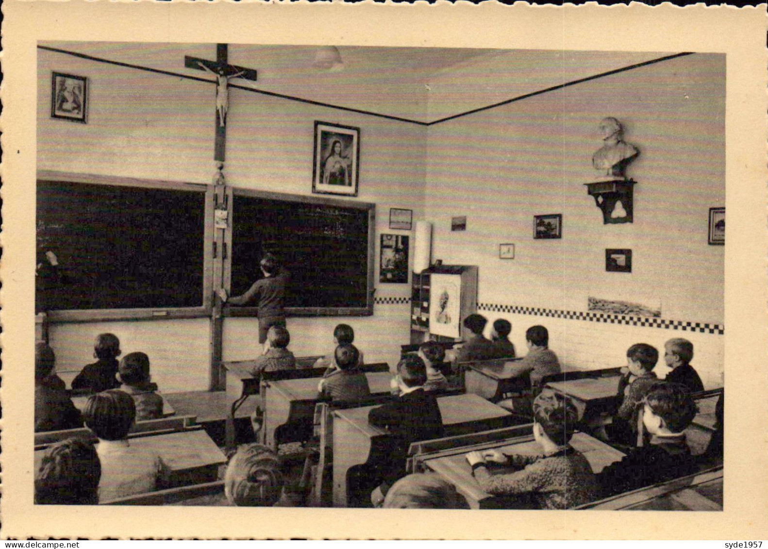 BRAINE-l'ALLEUD Collège Cardinal-Mercier Une Classe Préparatoire - Eigenbrakel