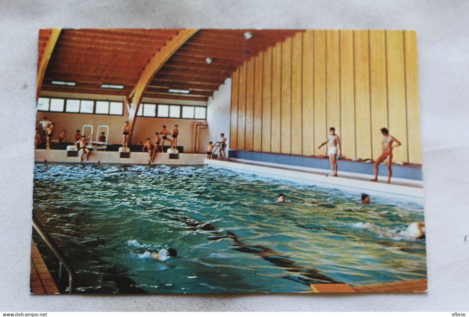 Cpm, Apt, Piscine Couverte Du Gymnase, Vaucluse 84 - Apt