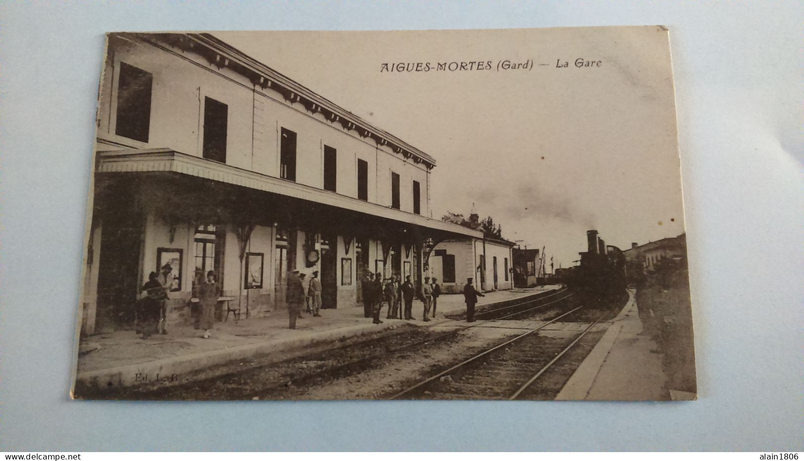 Carte Postale Ancienne ( Q2 ) De Aigues Mortes , La Gare - Aigues-Mortes