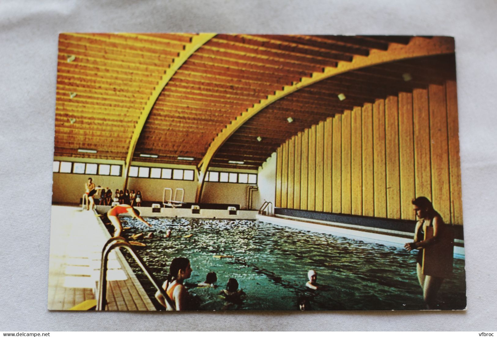 Carte Postale Cpm Apt, Piscine Couverte Du Gymnase, Vaucluse 84 - Apt