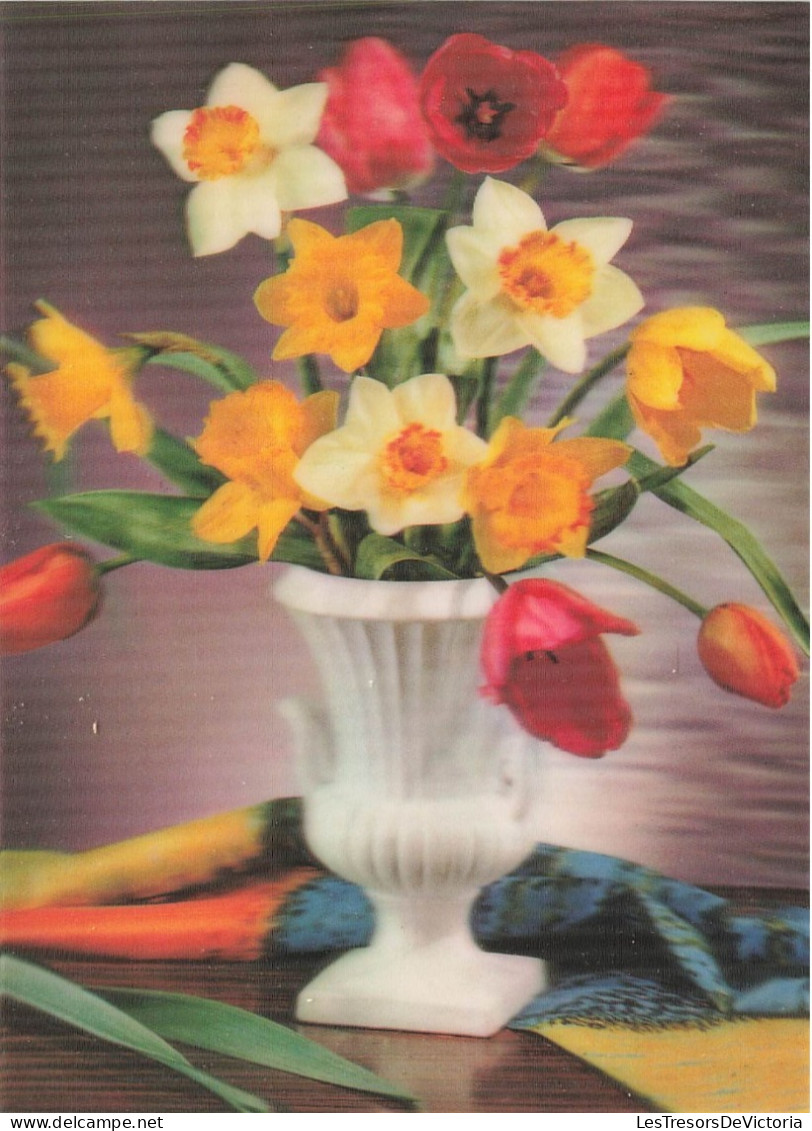 FLEURS, PLANTES & ARBRES - Fleurs - Flowers In Vase - Colorisé - Carte Postale Ancienne - Blumen