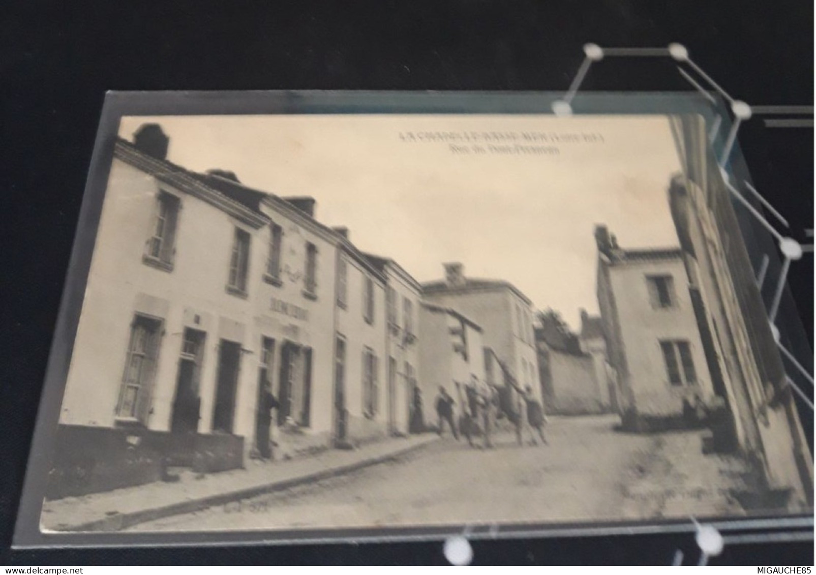 Carte   Postale   LA CHAPELLE BASSE MER  Rue Du Pont Fresneau - La Chapelle Basse-Mer