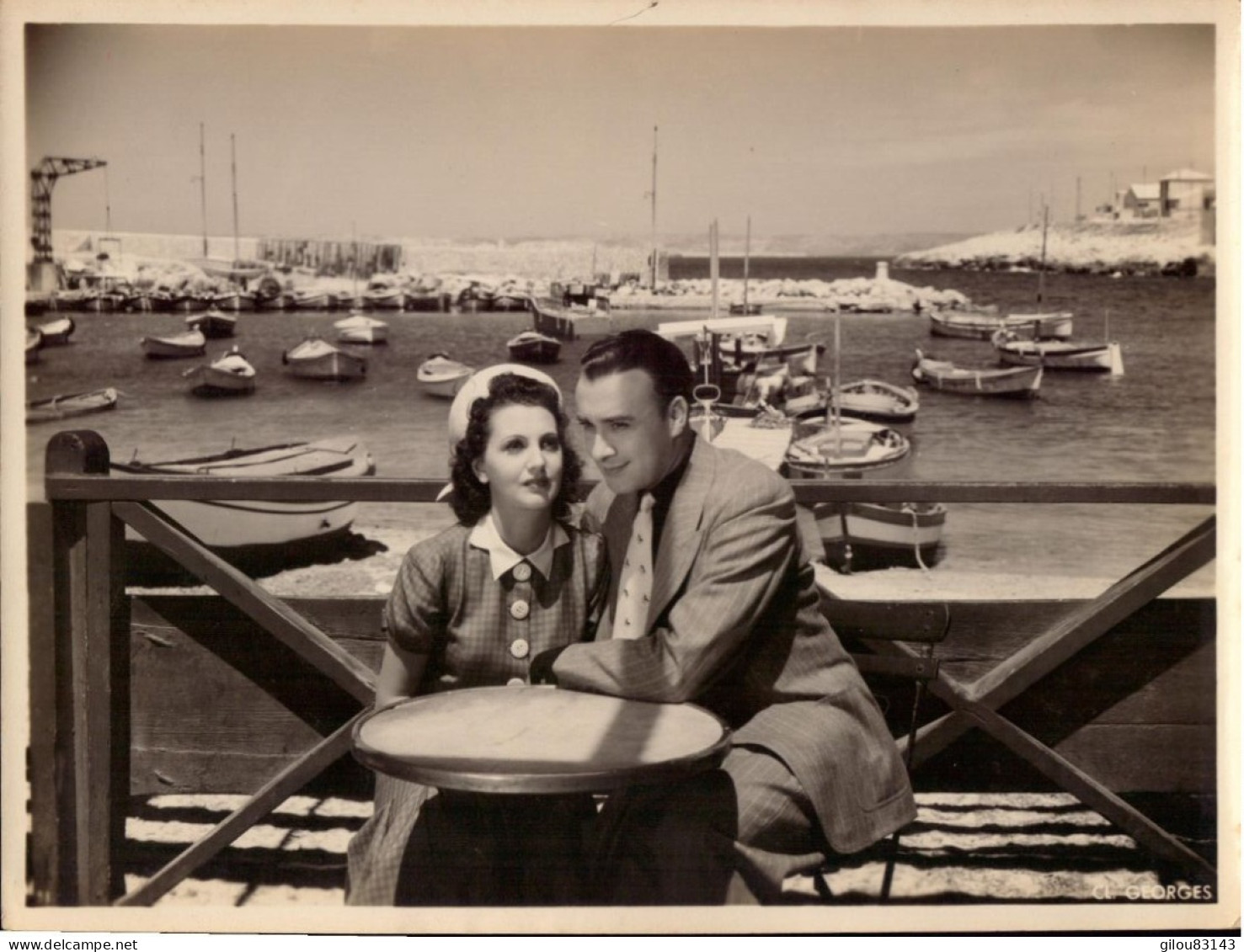 Reda Caire Et Mireille Ponsard Dans Marseille Mes Amours (scenes De Film) - Signed Photographs