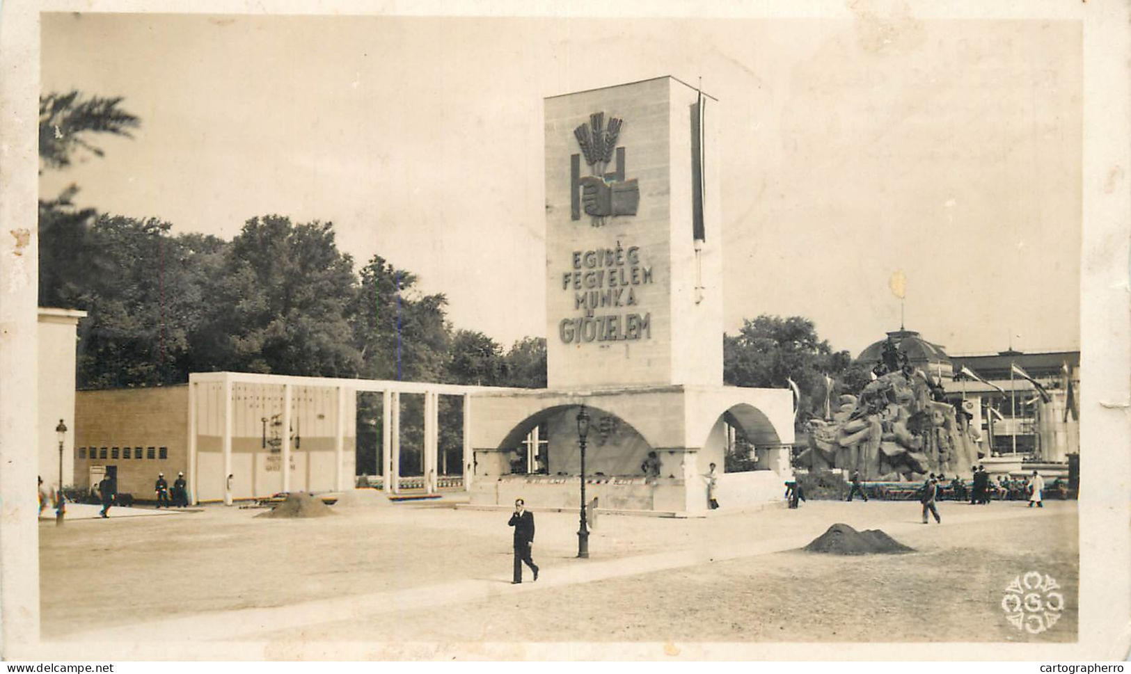 Postcard Hungary Gyozelem War Memorial - Hongrie