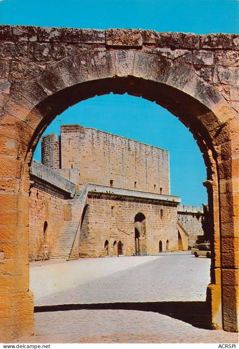 AIGUES MORTES Et Ses Remparts L Entree De La Ville 30(scan Recto-verso) MA1153 - Aigues-Mortes