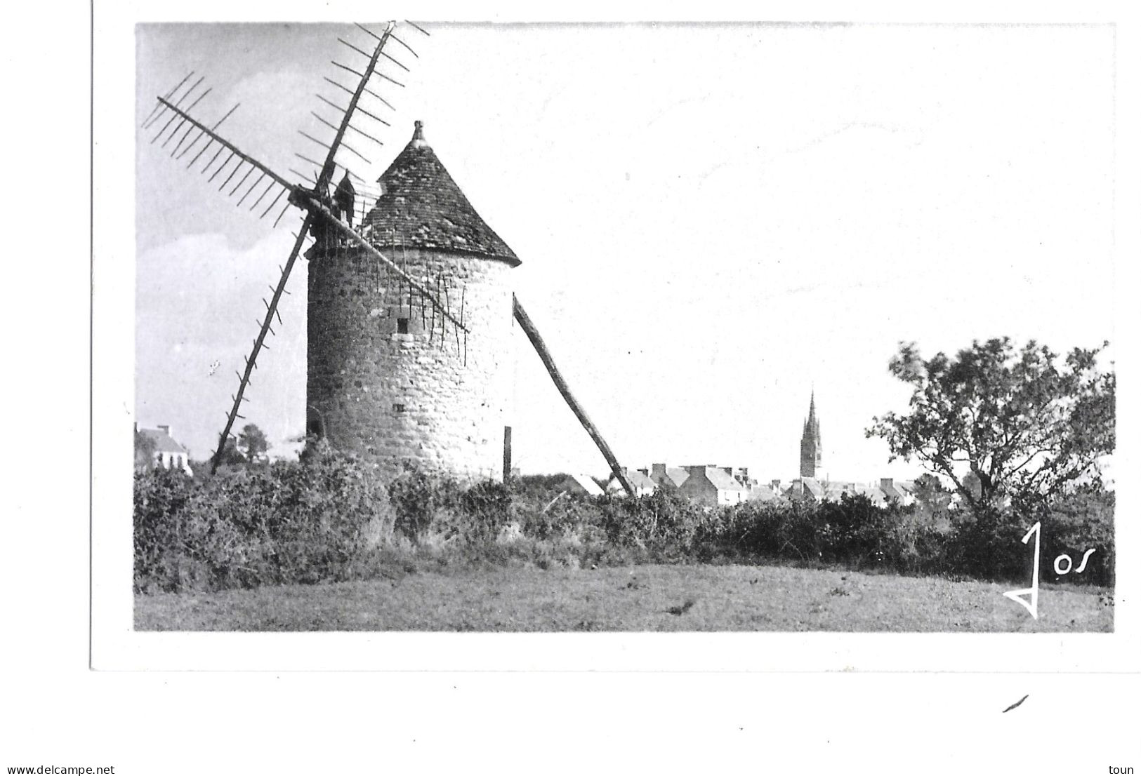 Cléden- Cap-Sizun - Le Vieux Moulin Et Le Bourg - Cléden-Cap-Sizun