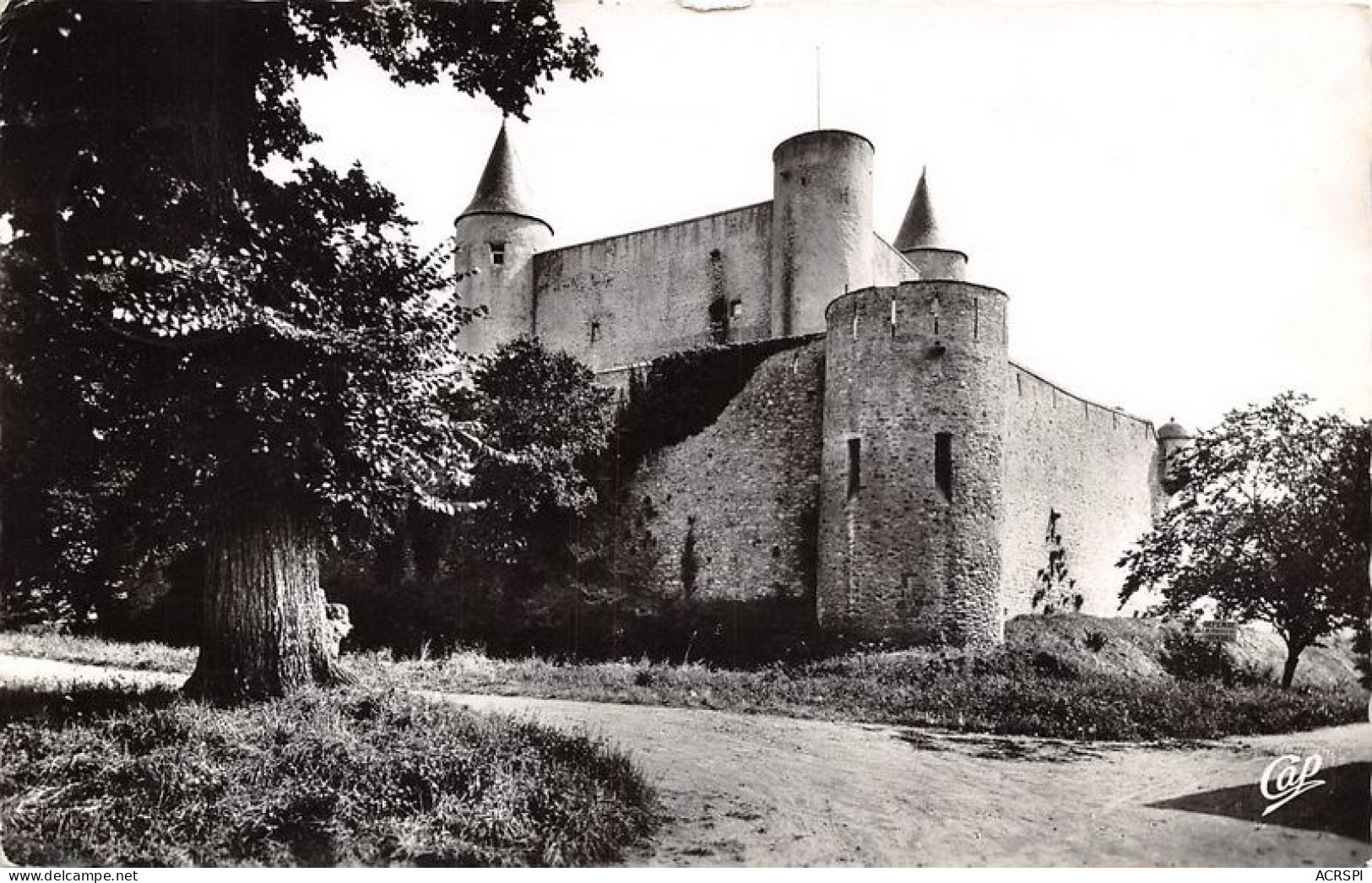 ILE DE NOIRMOUTIER Le Chateau 8(scan Recto-verso) MA1227 - Ile De Noirmoutier