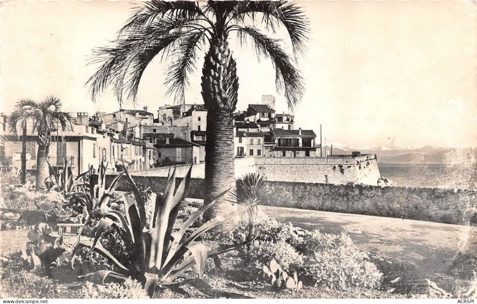 ANTIBES LES REMPARTS Construits Par Vauban 27(scan Recto-verso) MA1299 - Antibes - Les Remparts