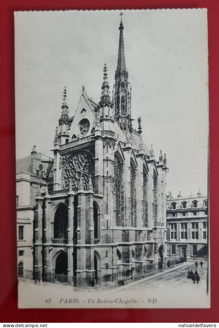 Carta Postale Non Circulée - FRANCE - PARIS - LA SAINTE-CHAPELLE - Eglises