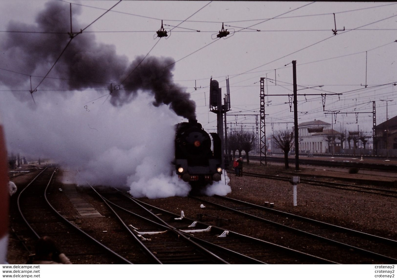 Photo Diapo Slide Diapositive TRAIN Wagon Loco Locomotive à Vapeur SNCF 231 K8 à MONTEREAU Téléthon 05/12/1992 VOIR ZOOM - Dias