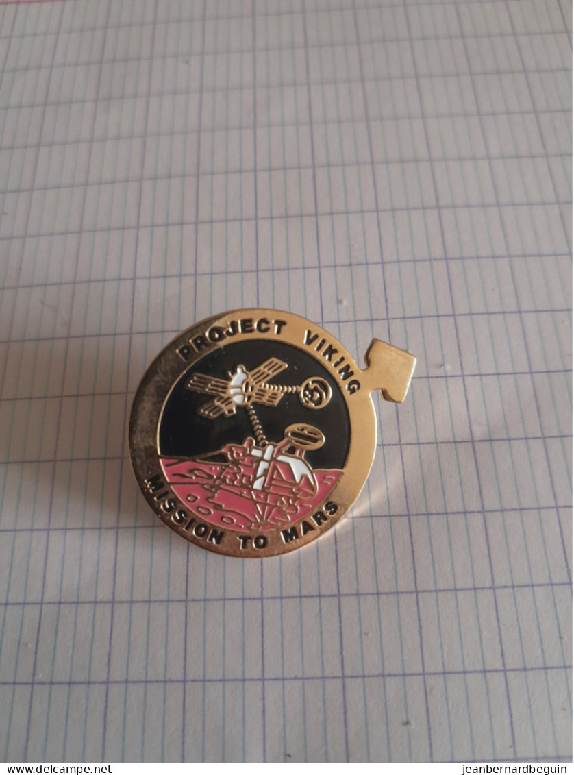 Pin S Satelite Preject Viking Mission To Mars - Aviones