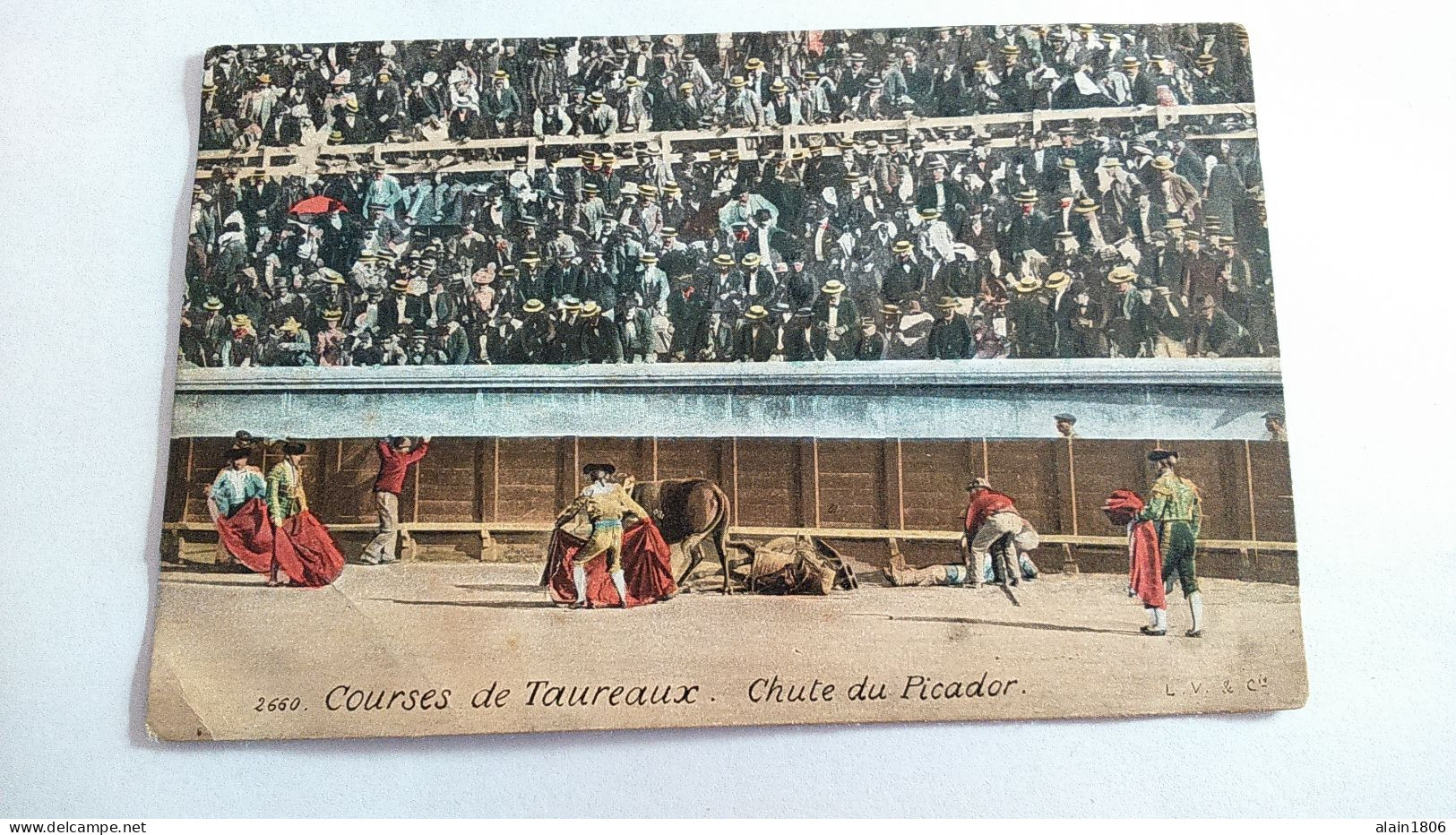 Carte Postale Ancienne ( R8  ) De Corrida , Courses De Taureaux, Chute Du Picador - Corrida