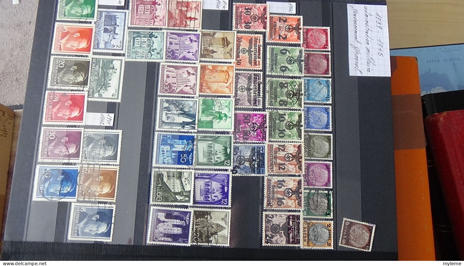 BF36 Ensemble de timbres de divers pays + France N° 182 ** Surcharge garantie authentique  Cote 980 euros