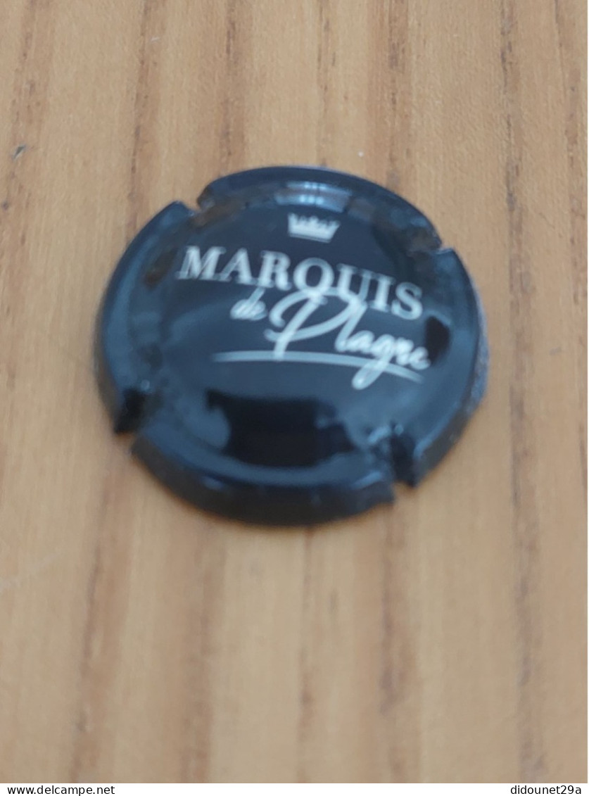 Capsule Crémant D'alsace "MARQUIS DE PLAGNE" (blanc Sur Noir) - Mousseux