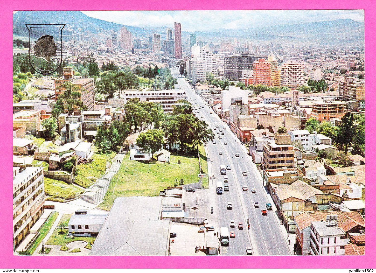 E-Colombie-01P53 Vue Panoramique De La Ville De BOGOTA, Voitures, BE - Colombie