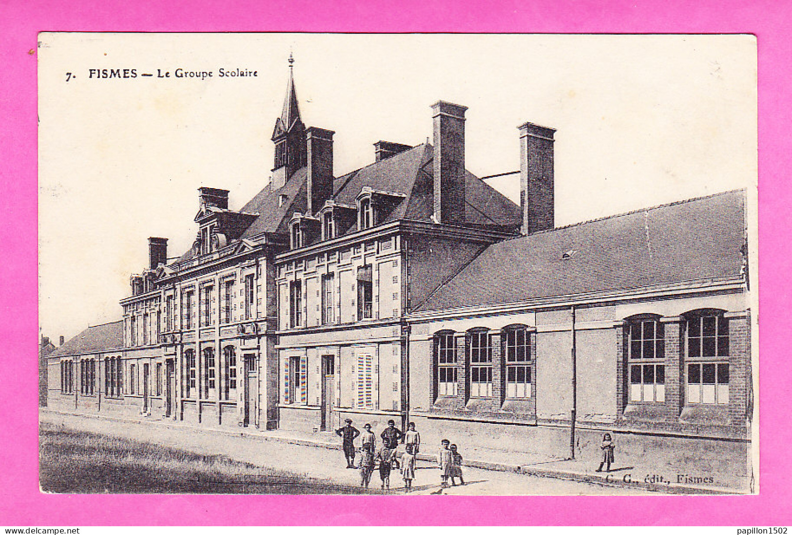 F-51-Fismes-14P214  Le Groupe Scolaire, Petite Animation, Cpa BE - Fismes