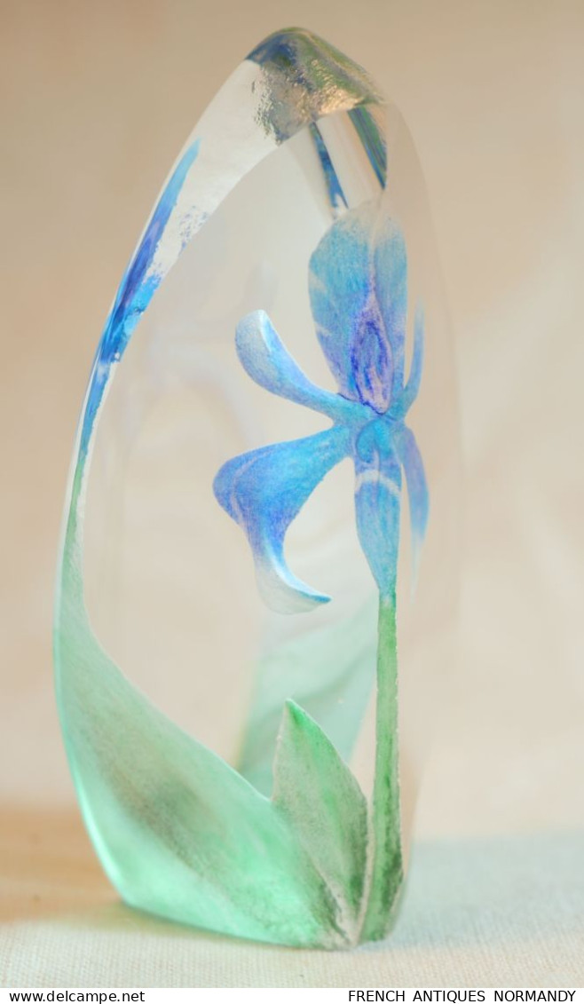 Sculpture Florale Cristal Mats Jonasson Suéde Maleras Suède Sculpture Iris Bleu Signée BX24JON002 - Vetro & Cristallo