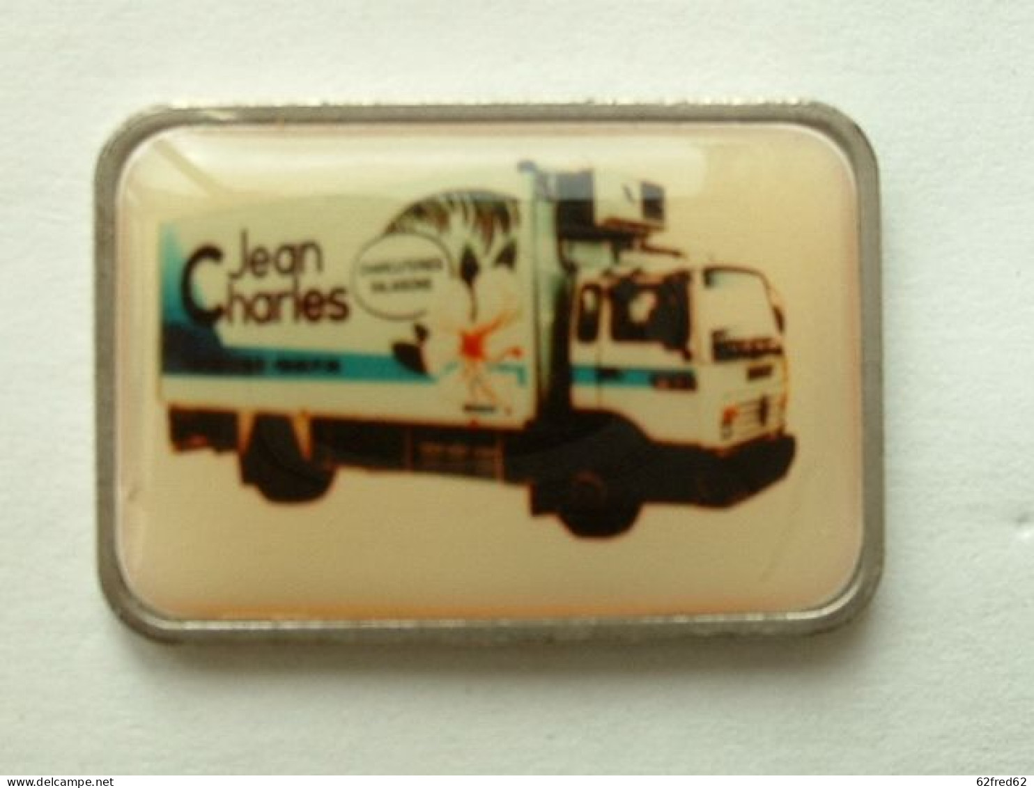 Pin's CAMION  - TRANSPORTS JEAN CHARLES - Transports