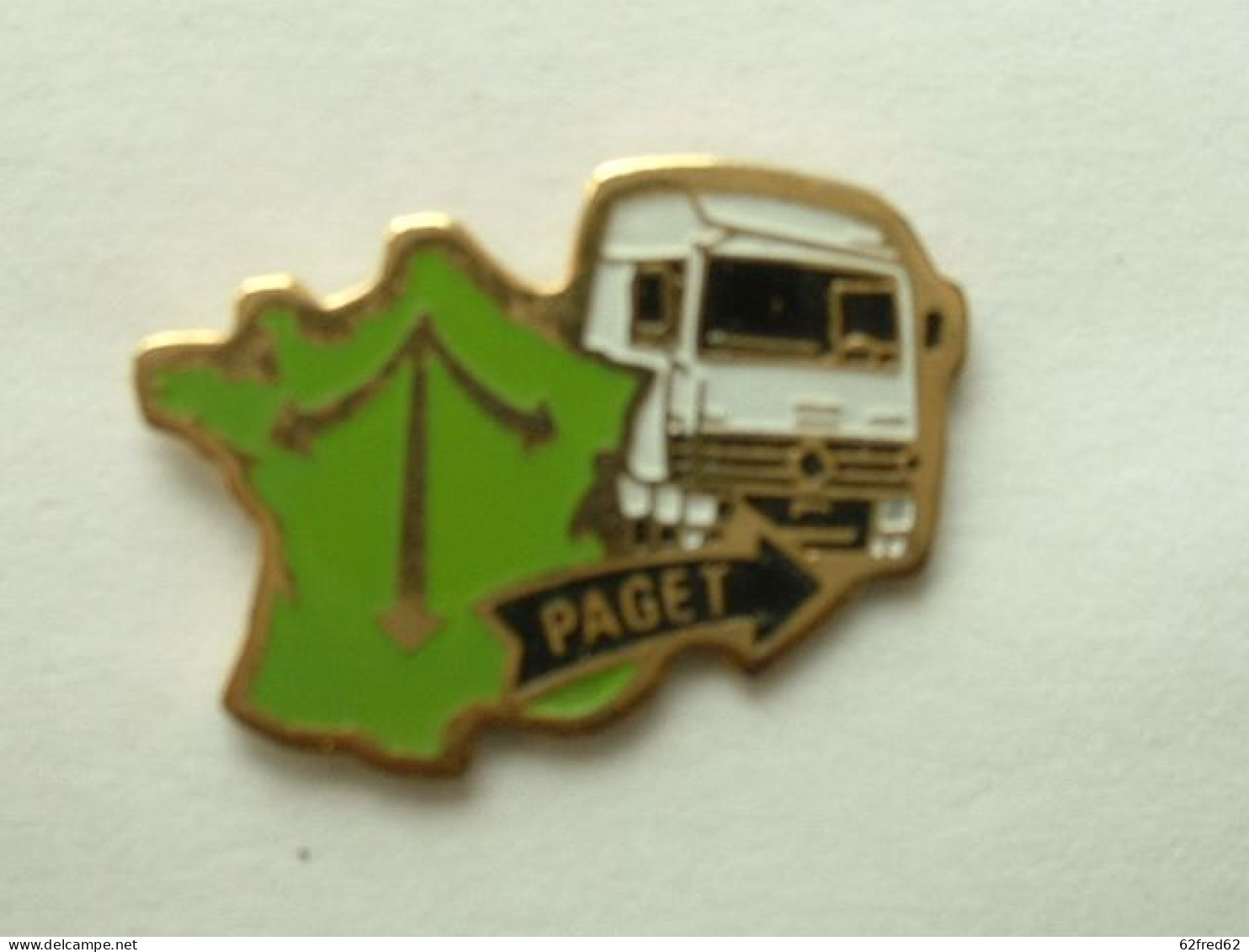 Pin's CAMION  - TRANSPORT PAGET - Trasporti