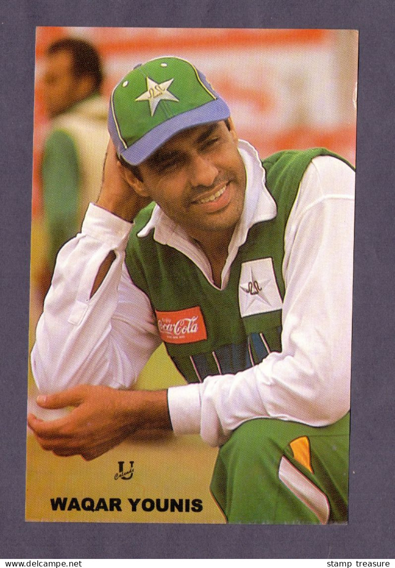 Waqar Younis (Pakistani Cricketer) Vintage Pakistani  PostCard (Universal) (THIN PAPER) - Cricket