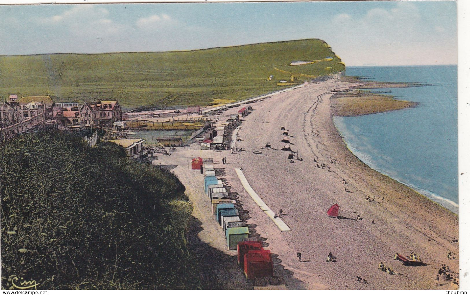 76. CRIEL SUR MER . CPA. VUE GENERALE DE LA PLAGE ET LE MONT JOLIBOIS.+ TEXTE - Criel Sur Mer