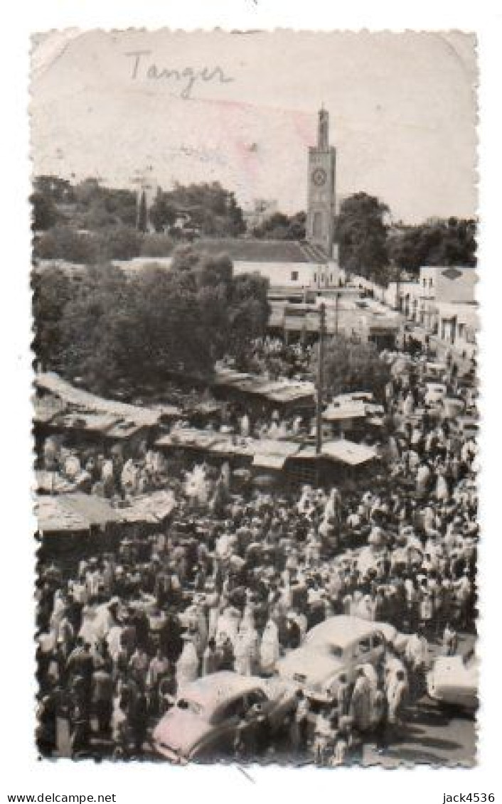 Carte Postale Moderne Format Cpa - Circulé - TANGER - Marché, Mosquée - Cassures D' Angle - Tanger