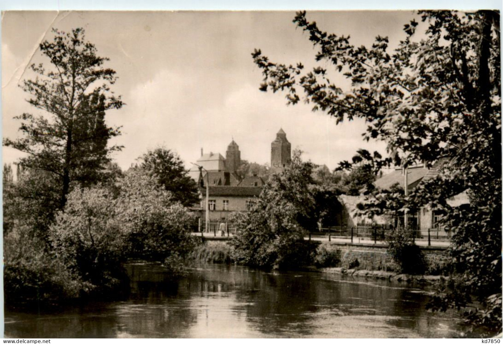 Mühlgraben Mit Blick Zur Sorbenburg - Saalfeld