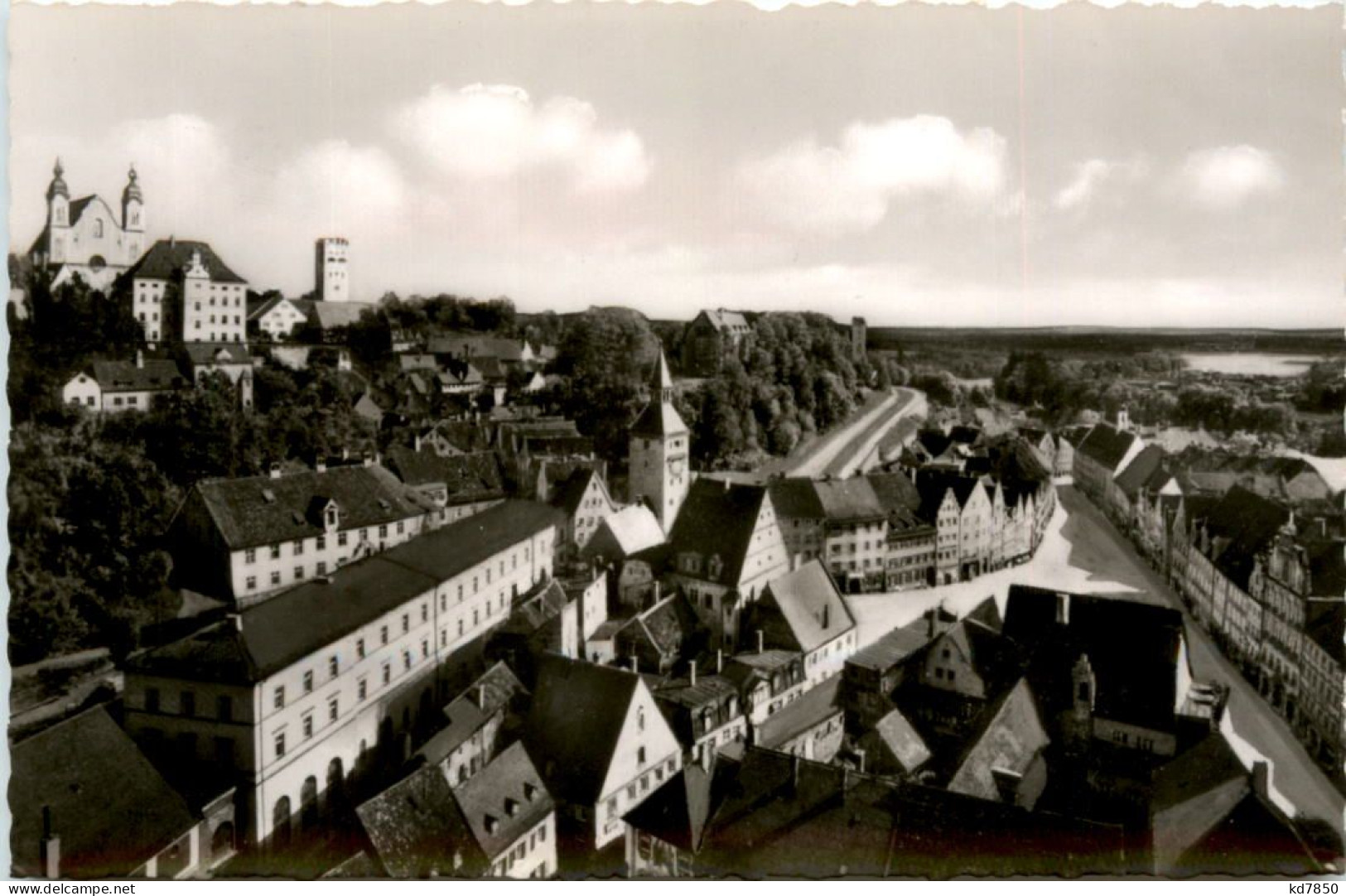 Landsberg Am Lech Mit Mathäserkirche Dem Bayerntor Und Dem Schmalzturm - Landsberg