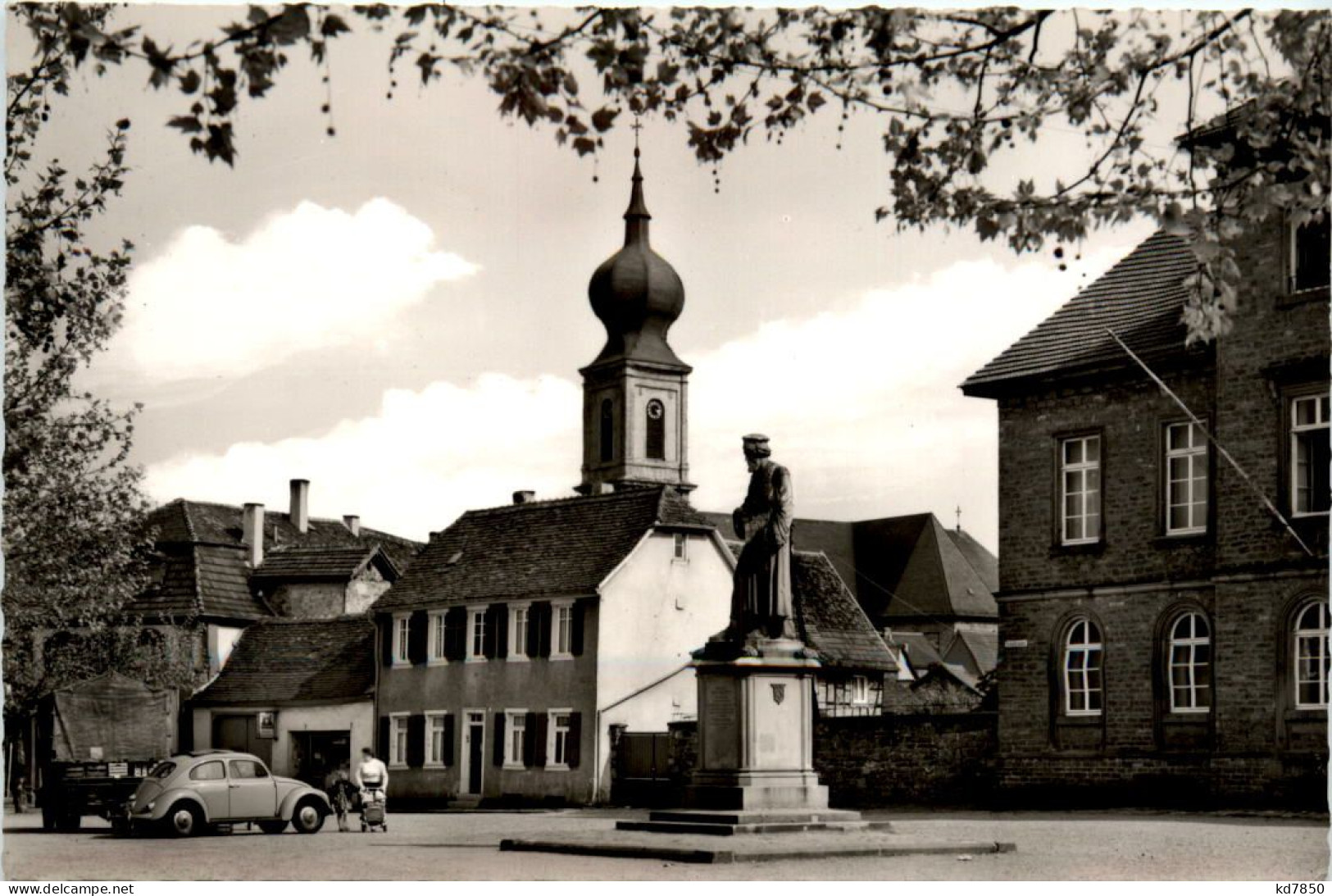 Gernsheim Am Rhein, Schöfferplatz - Gross-Gerau