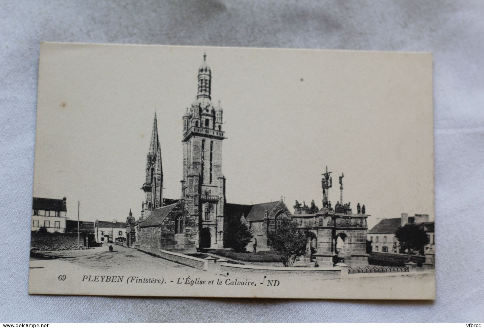 N423, Pleyben, L'église Et Le Calvaire, Finistère 29 - Pleyben