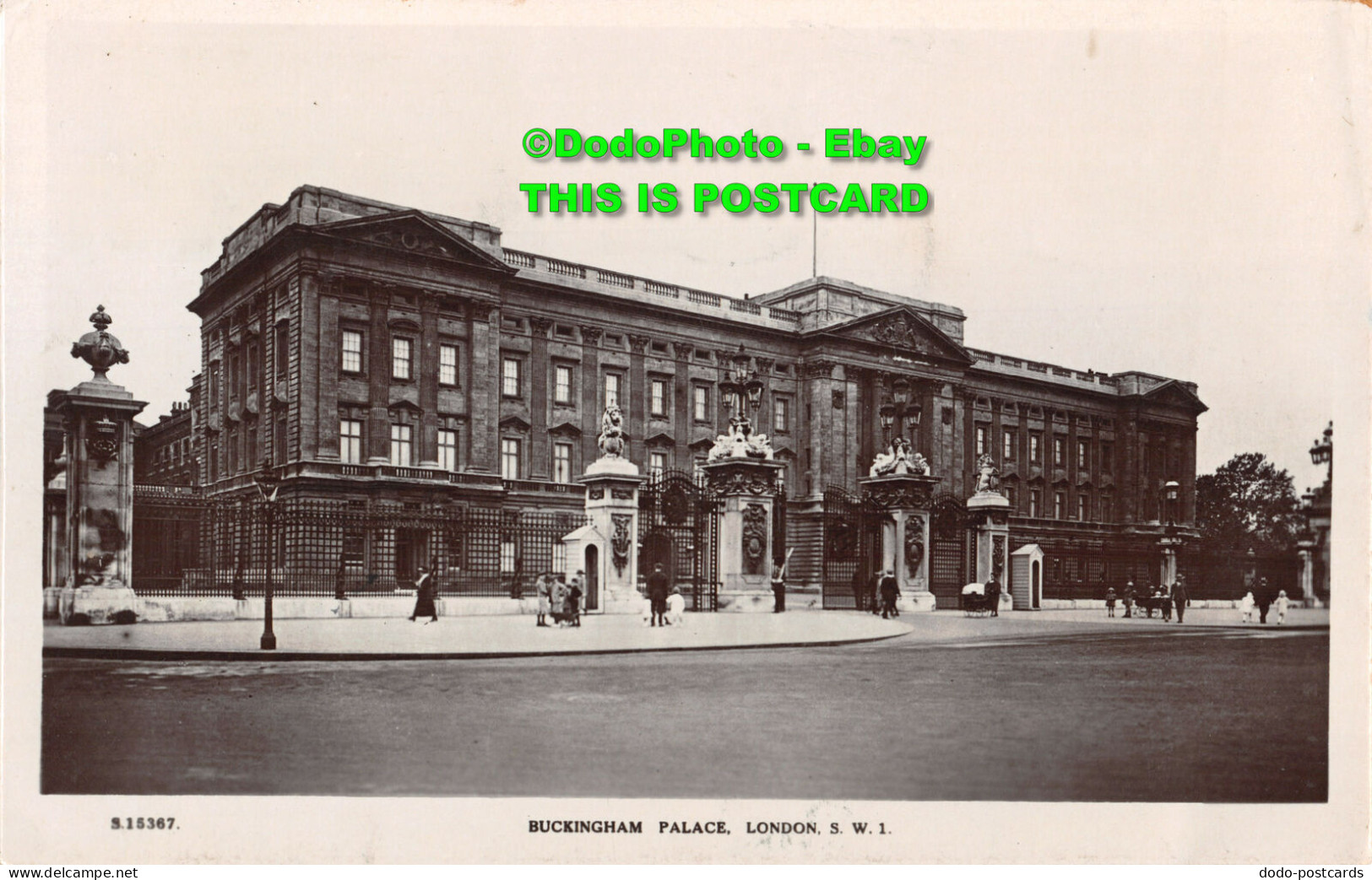 R379936 London. Buckingham Palace. Kingsway Real Photo Series. 1923 - Autres & Non Classés