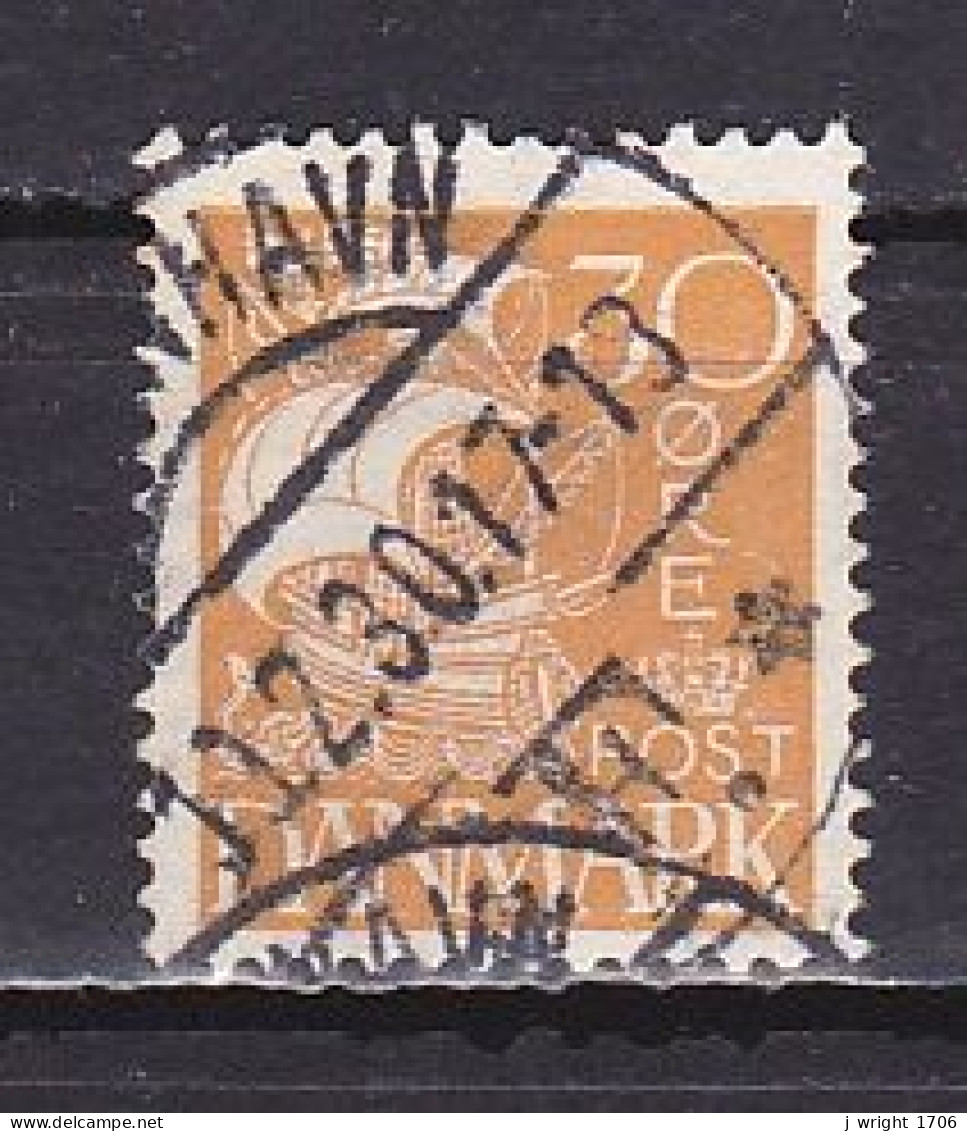 Denmark, 1927, Caravel/Solid Background, 30ø, USED - Gebruikt