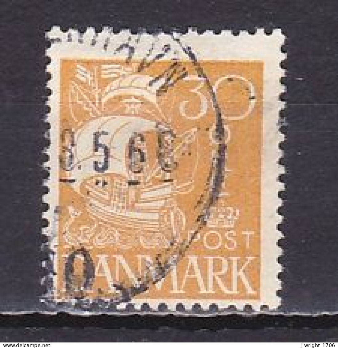 Denmark, 1927, Caravel/Solid Background, 30ø, USED - Usado