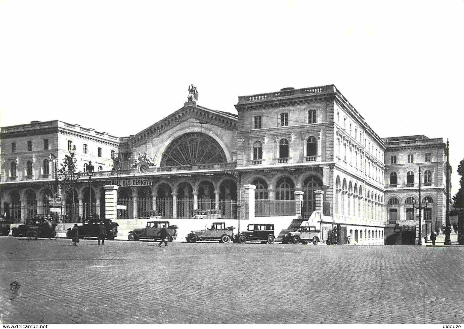 Reproduction CPA - 75 Paris - La Gare De L'Est - Automobiles - CPM - Carte Neuve - Voir Scans Recto-Verso - Ohne Zuordnung