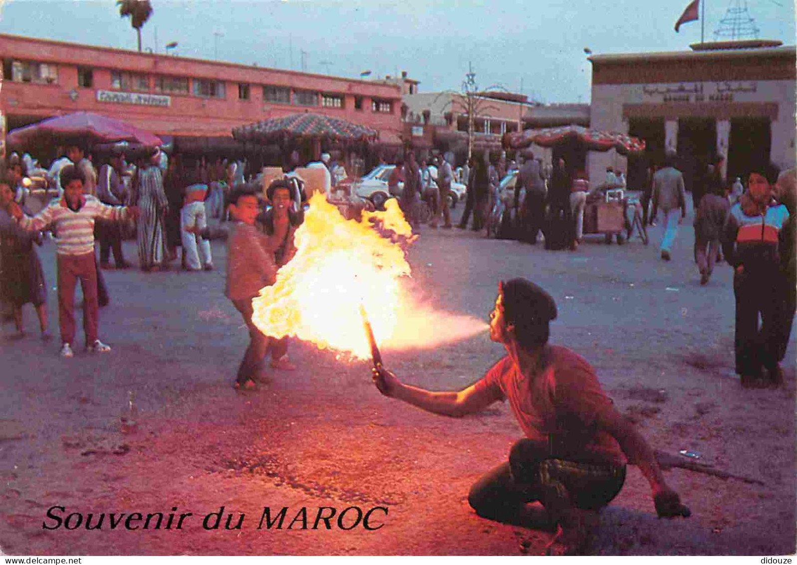 Maroc - Marrakech - Place Djemaâ El Fna - L'homme Feu - Cracheur De Feu - CPM - Carte Neuve - Voir Scans Recto-Verso - Marrakech