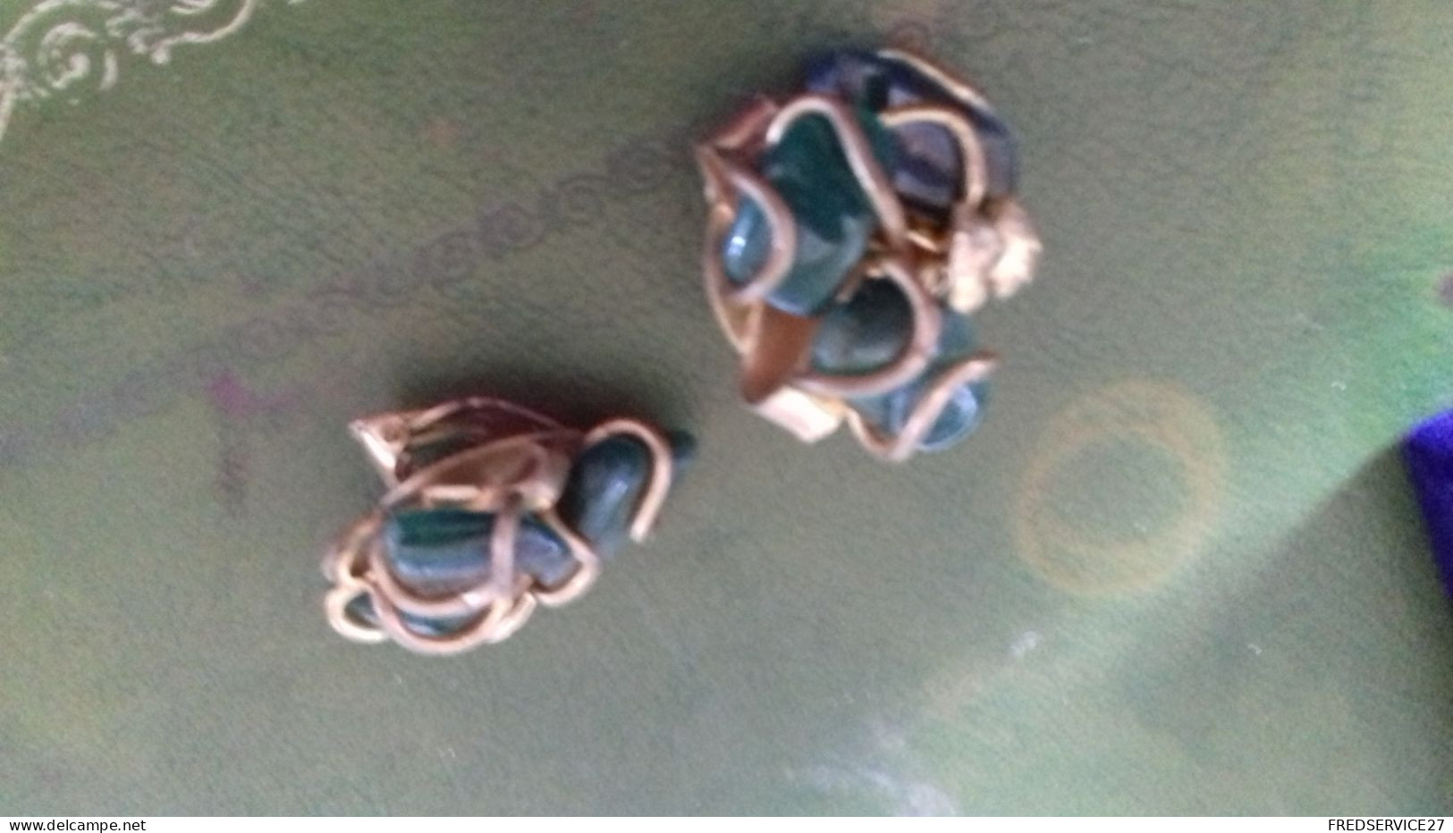 B17 / BOUCLE D OREILLE ANCIENNE - Boucles D'oreilles