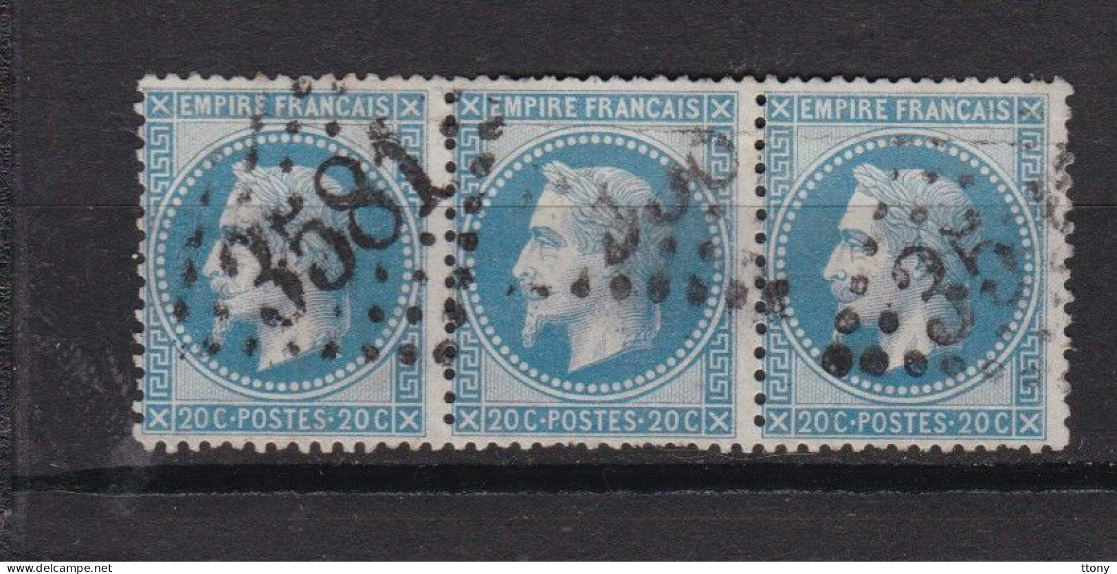 3 Timbres N° 29   Une Bande      Napoléon III   Lauré   Oblitéré    20 C  Bleu  GC  3581 - 1863-1870 Napoléon III. Laure