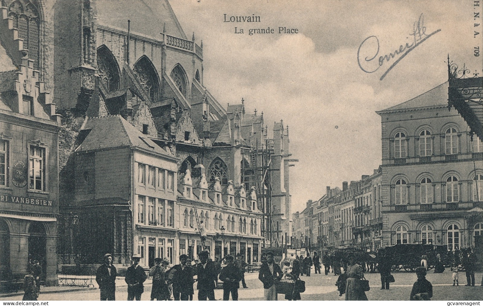 LEUVEN  LA GRANDE PLACE                               ZIE AFBEELDINGEN - Leuven