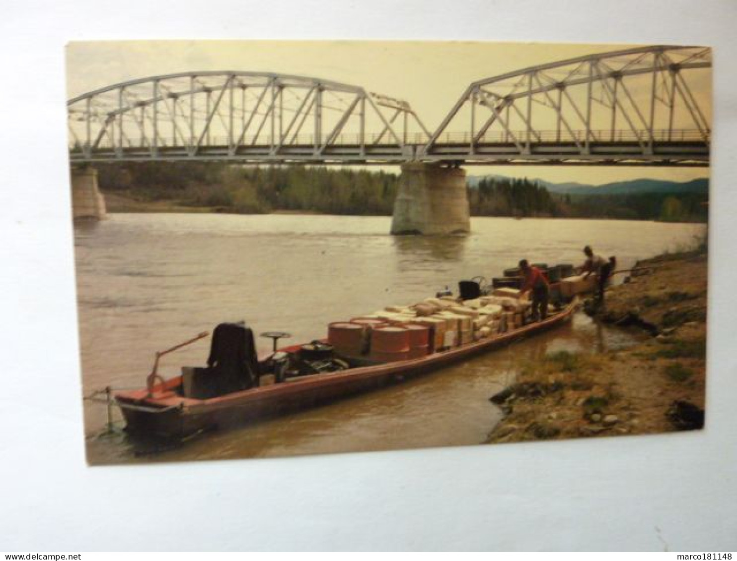 Just Below The Parsnip River Bridge, This River Boat Is Being Loaded For The Trappers, Hunters And Fisher - Altri & Non Classificati