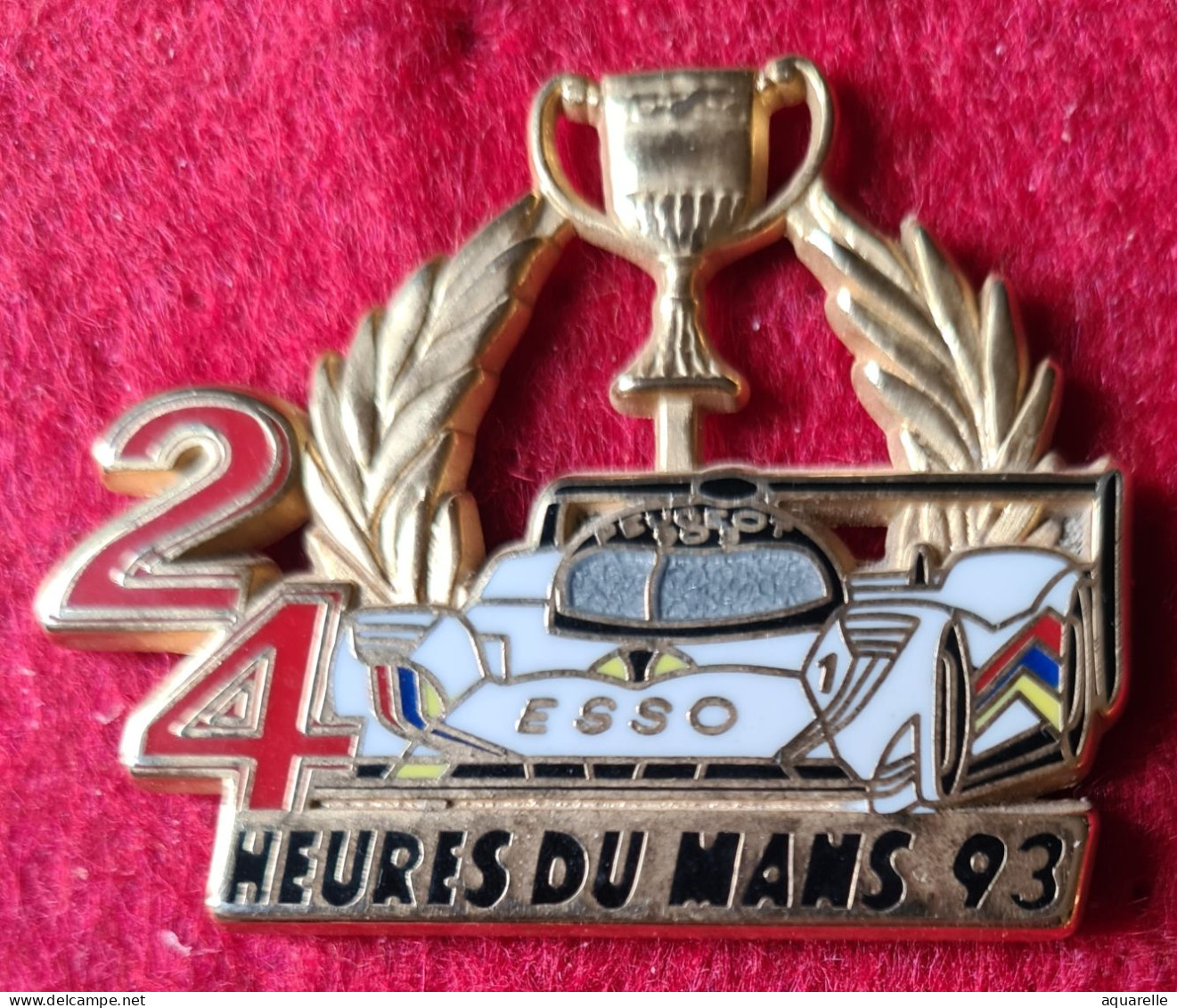 SUPER MAX PIN'S "PEUGEOT" Aux 24H Du MANS En 93 En Email Grand Feu, Double Moule Base Or, Double Moule, Format 4,4X3,4cm - Peugeot