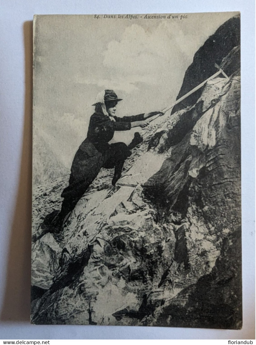 CPA - Dans Les Alpes Ascension D'un Pic 84 - Alpinisme