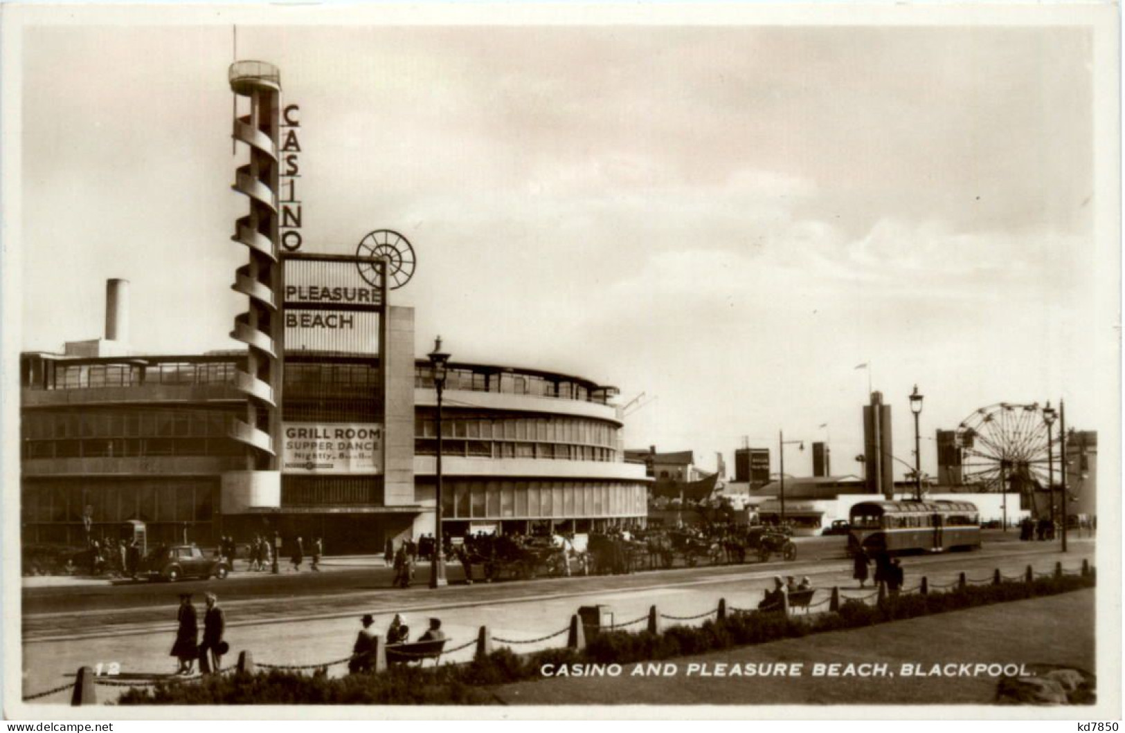 Blackpool - Casino And Pleasure Beach - Blackpool