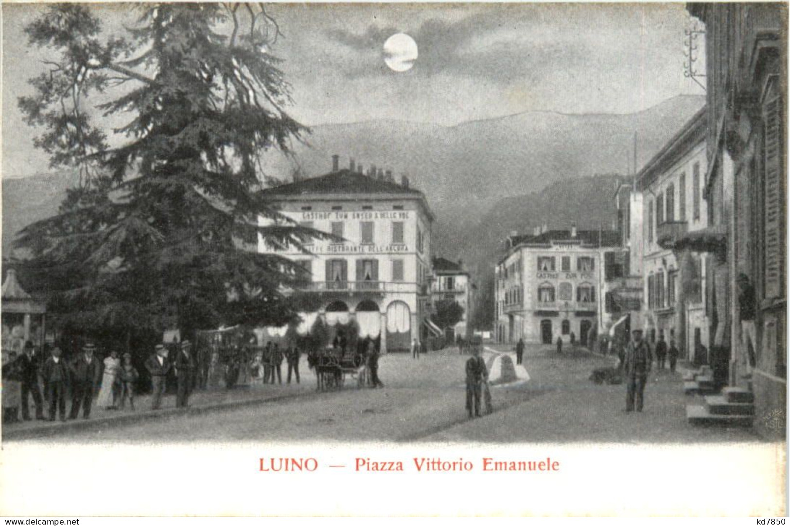 Luino - Piazza Vittorio Emanuele - Luino